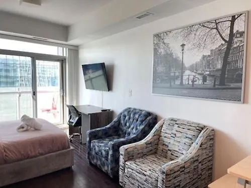 Downtown Suites 1 トロント アパート