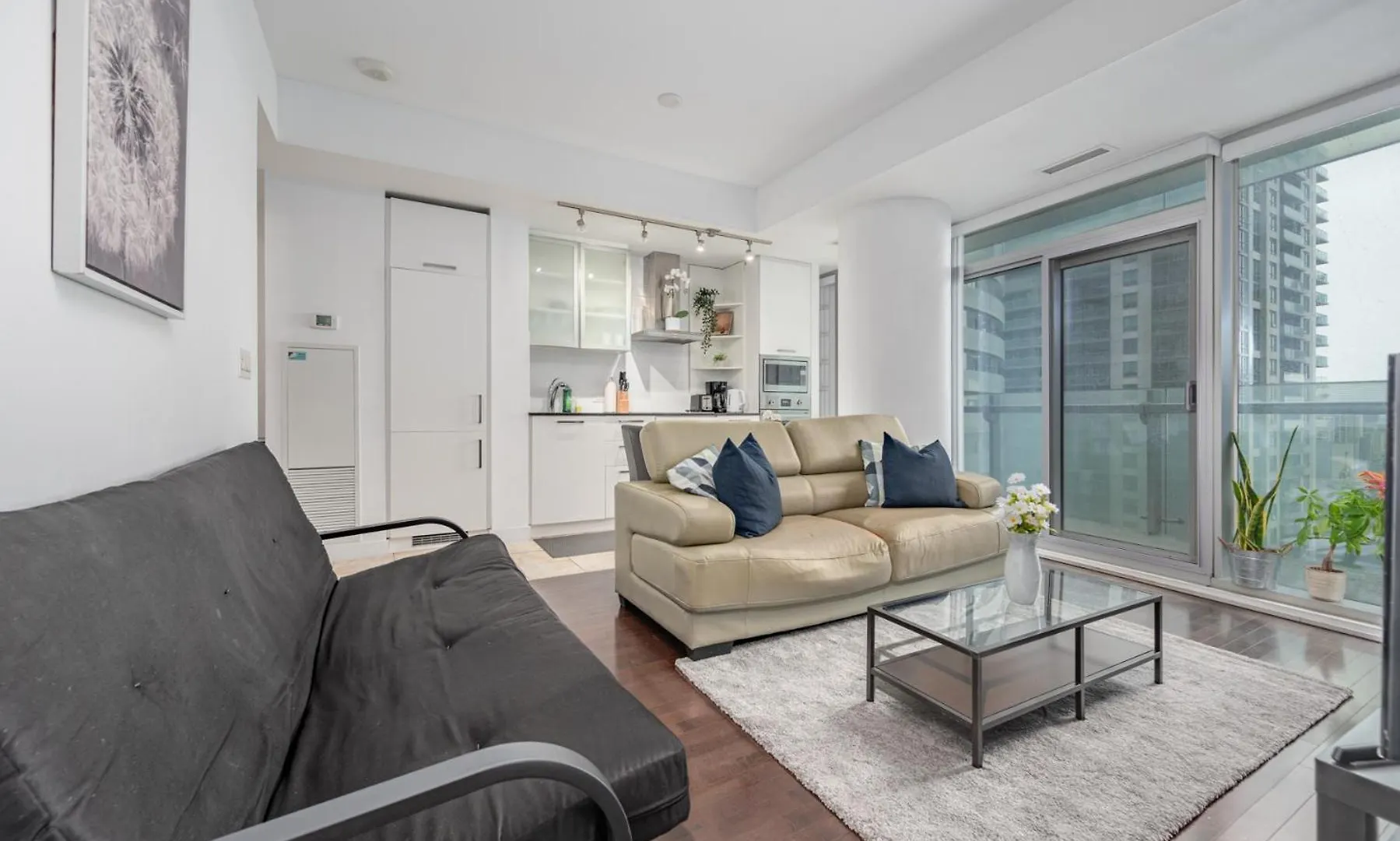 Downtown Suites 1 トロント アパート